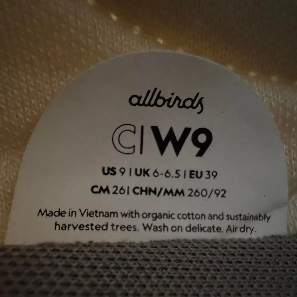 Allbirds Women’s Tree Runners Sneakers Size 9 – Cream & Tan Sustainable Shoes